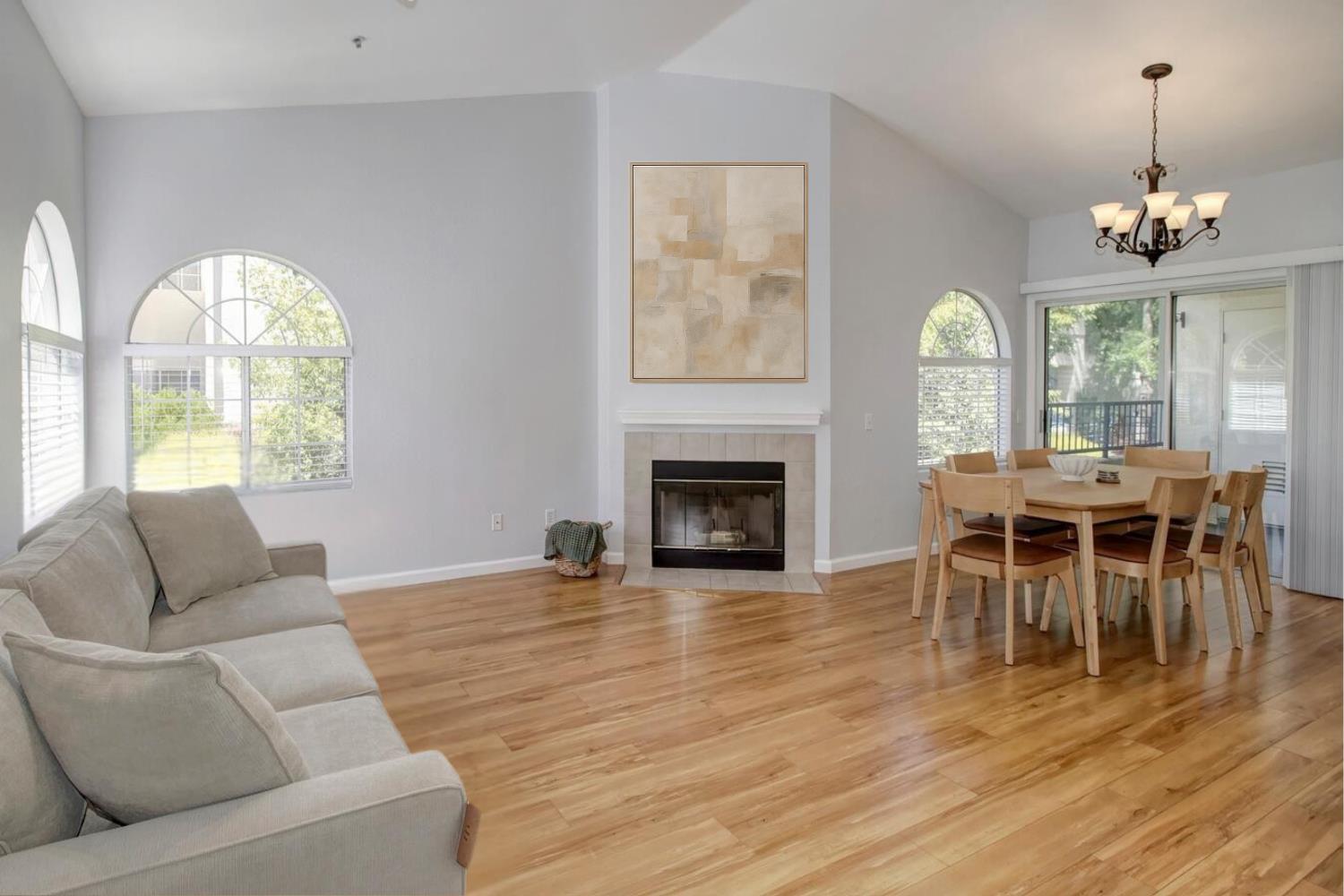 2804 Beachcomber Drive