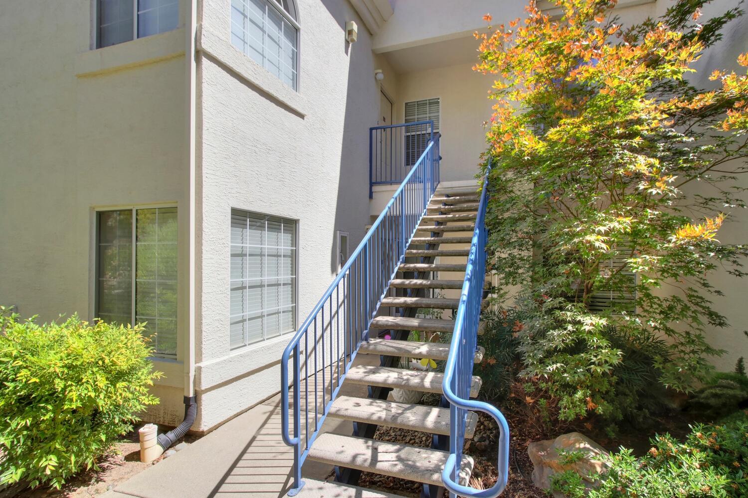 2804 Beachcomber Drive