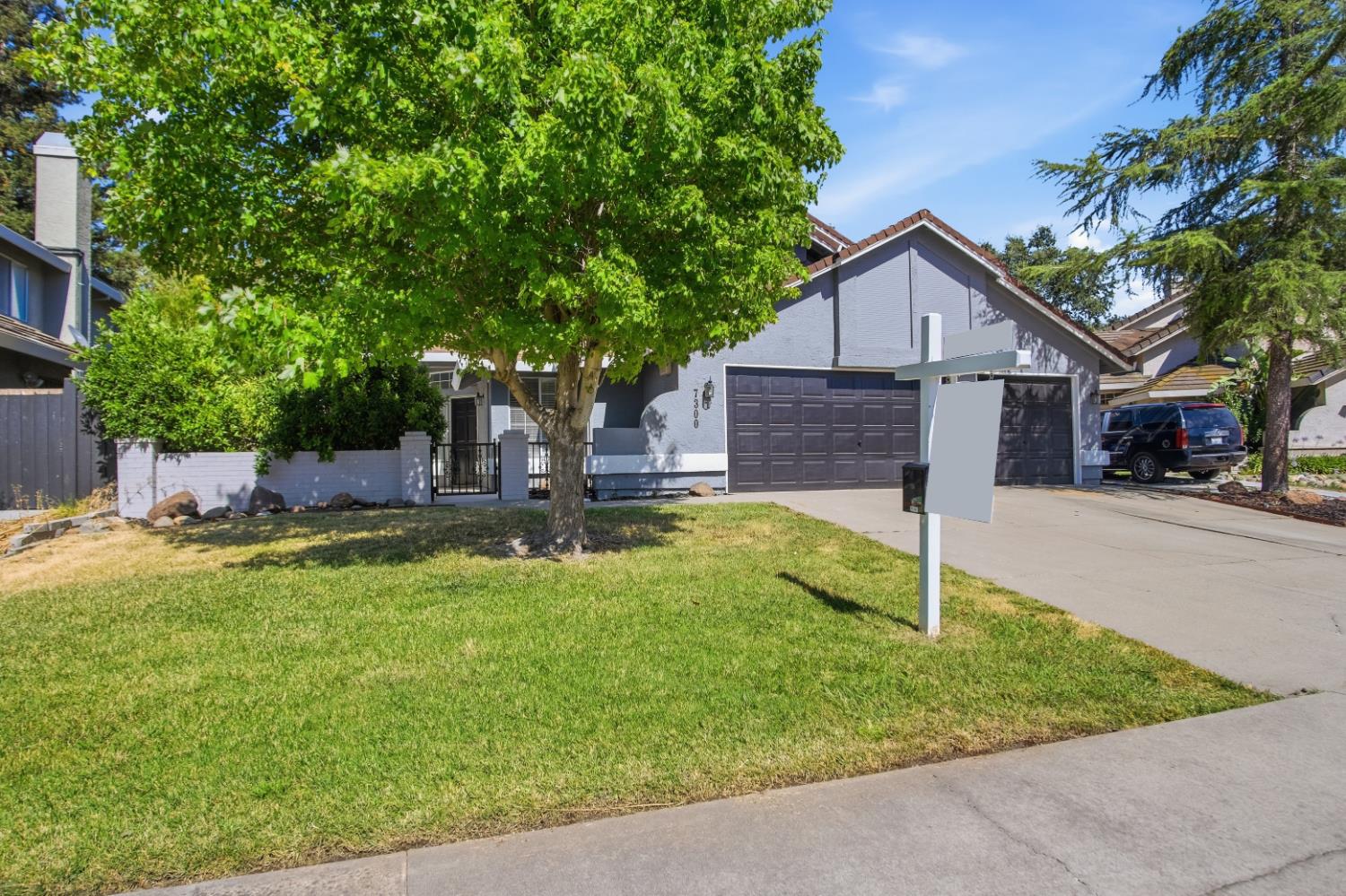7300 Saltgrass Way