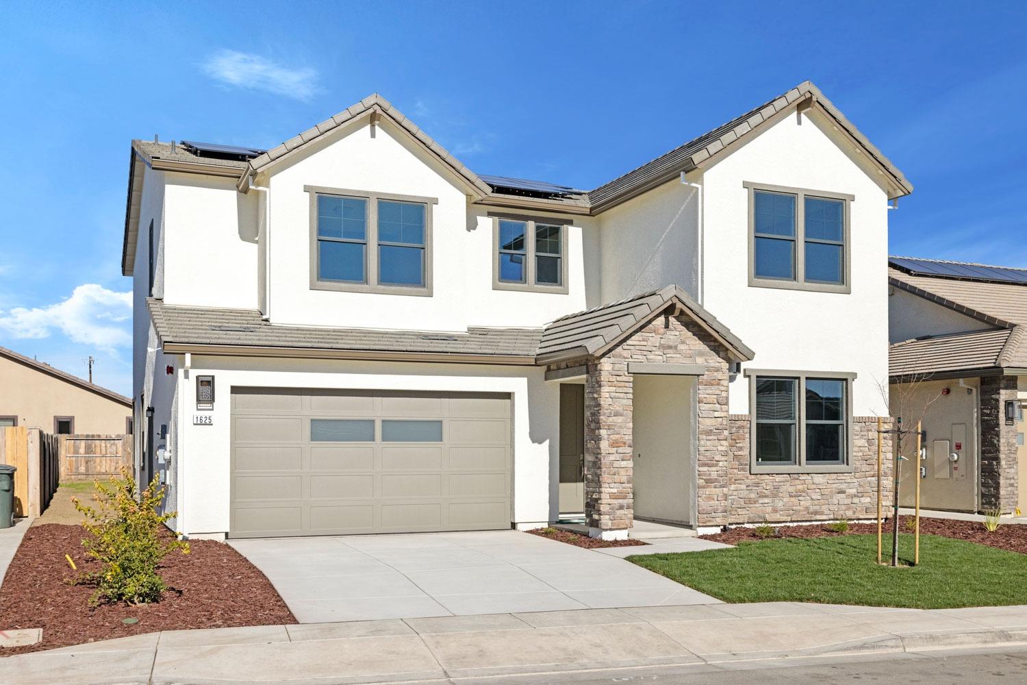1625 Radiance Lane