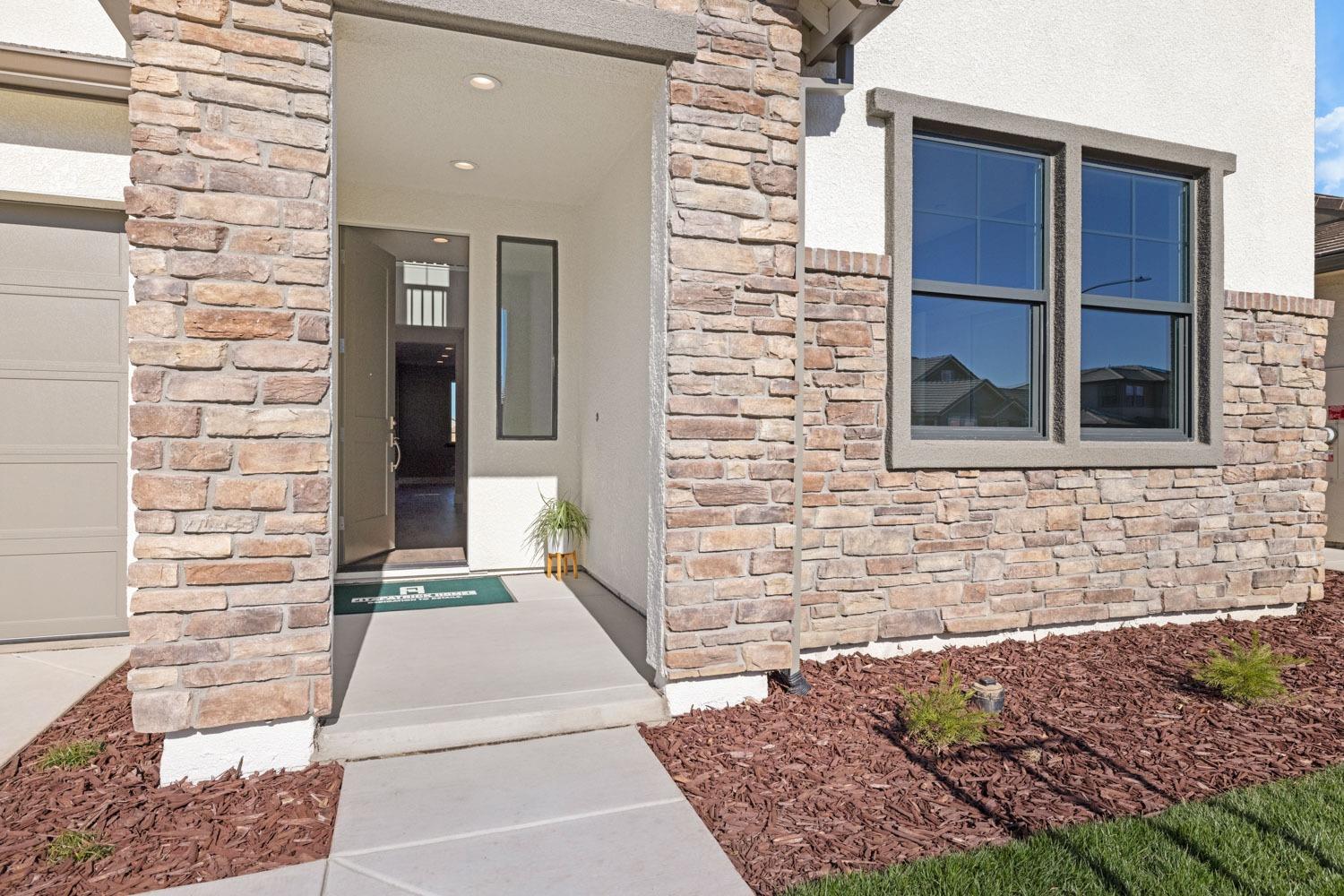 1625 Radiance Lane