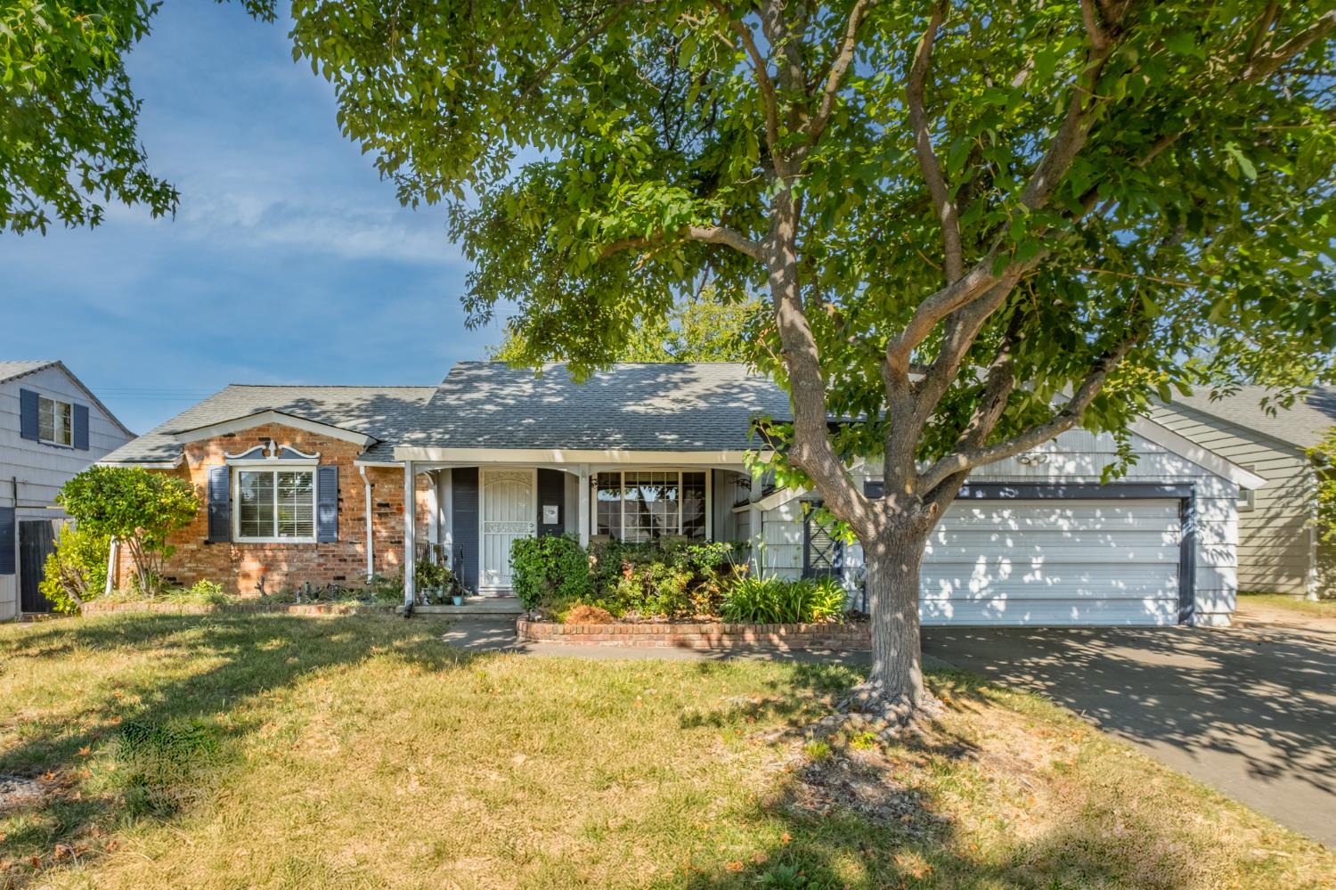 2113 Weldon Way