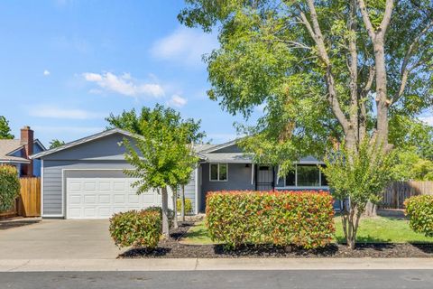 3556 Day Avenue Loomis CA 95650