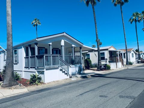 MLS: 225063007