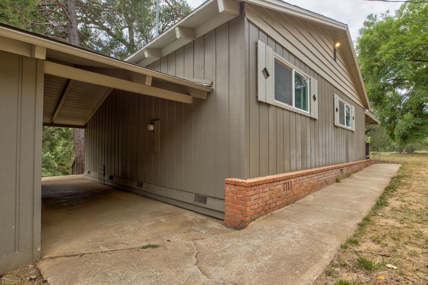 8706 Hidden Valley Road