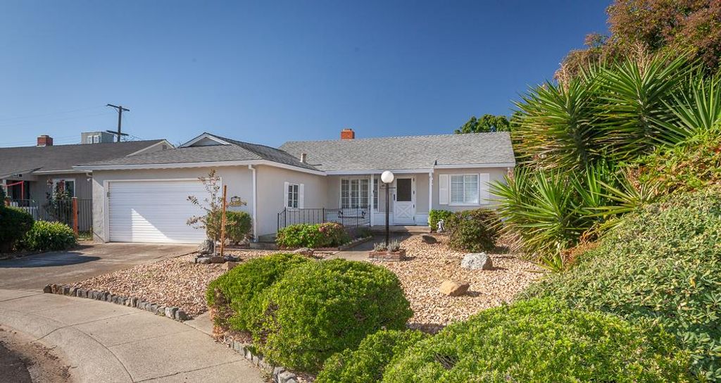 Photo of 3943 Nina Avenue, Stockton, CA 95204 (MLS # 225138282)