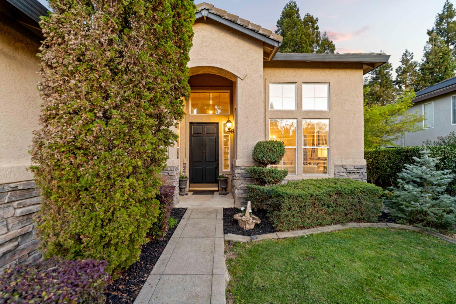 5205 Parkford Circle