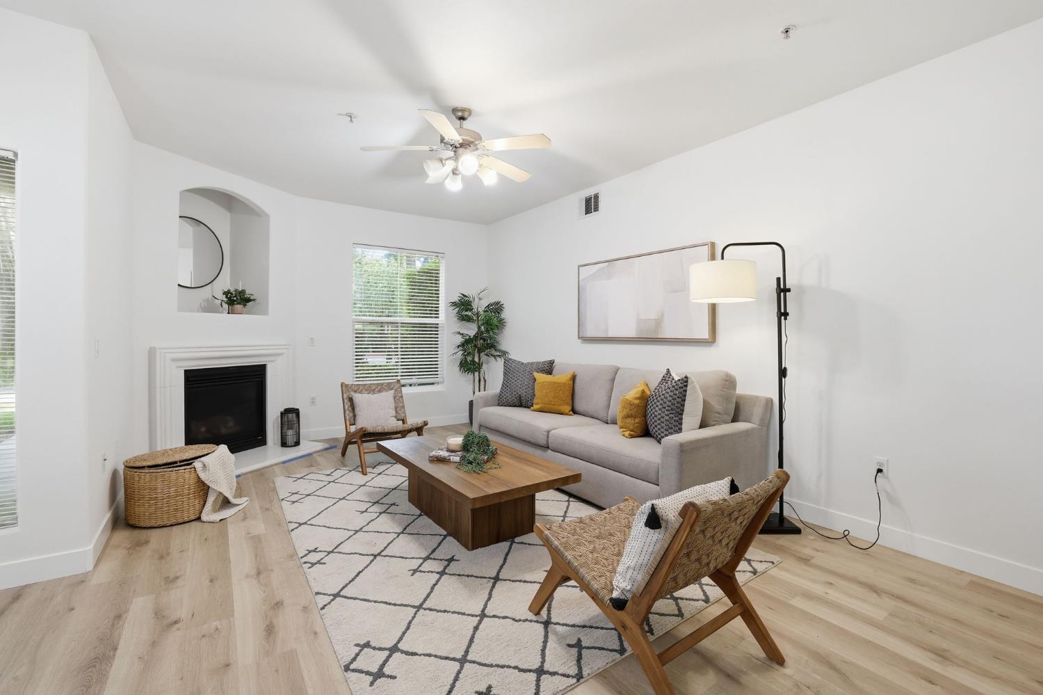 2465 Fontana Street 5