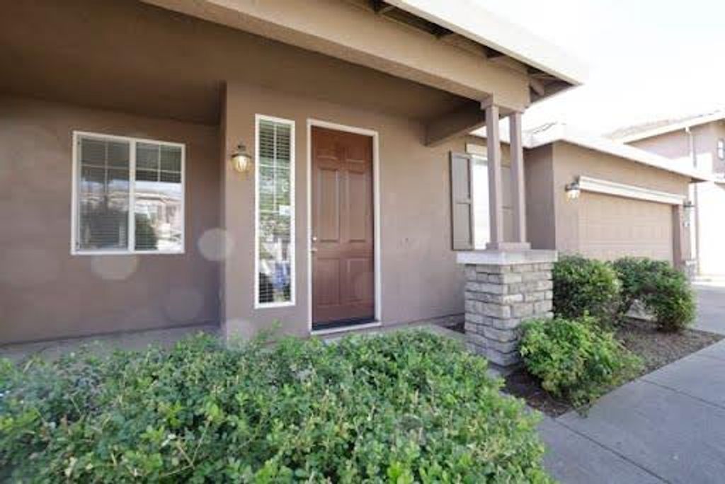 Photo of 4616 Welera Way, Elk Grove, CA 95757 (MLS # 226035093)