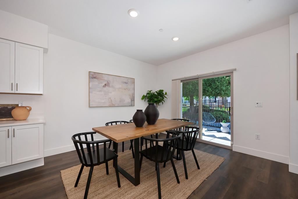 5301 E Commerce Way 36102
