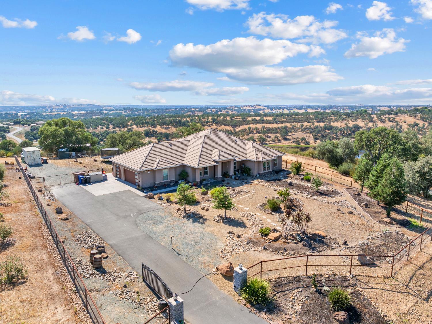 4549 Lake View Road
