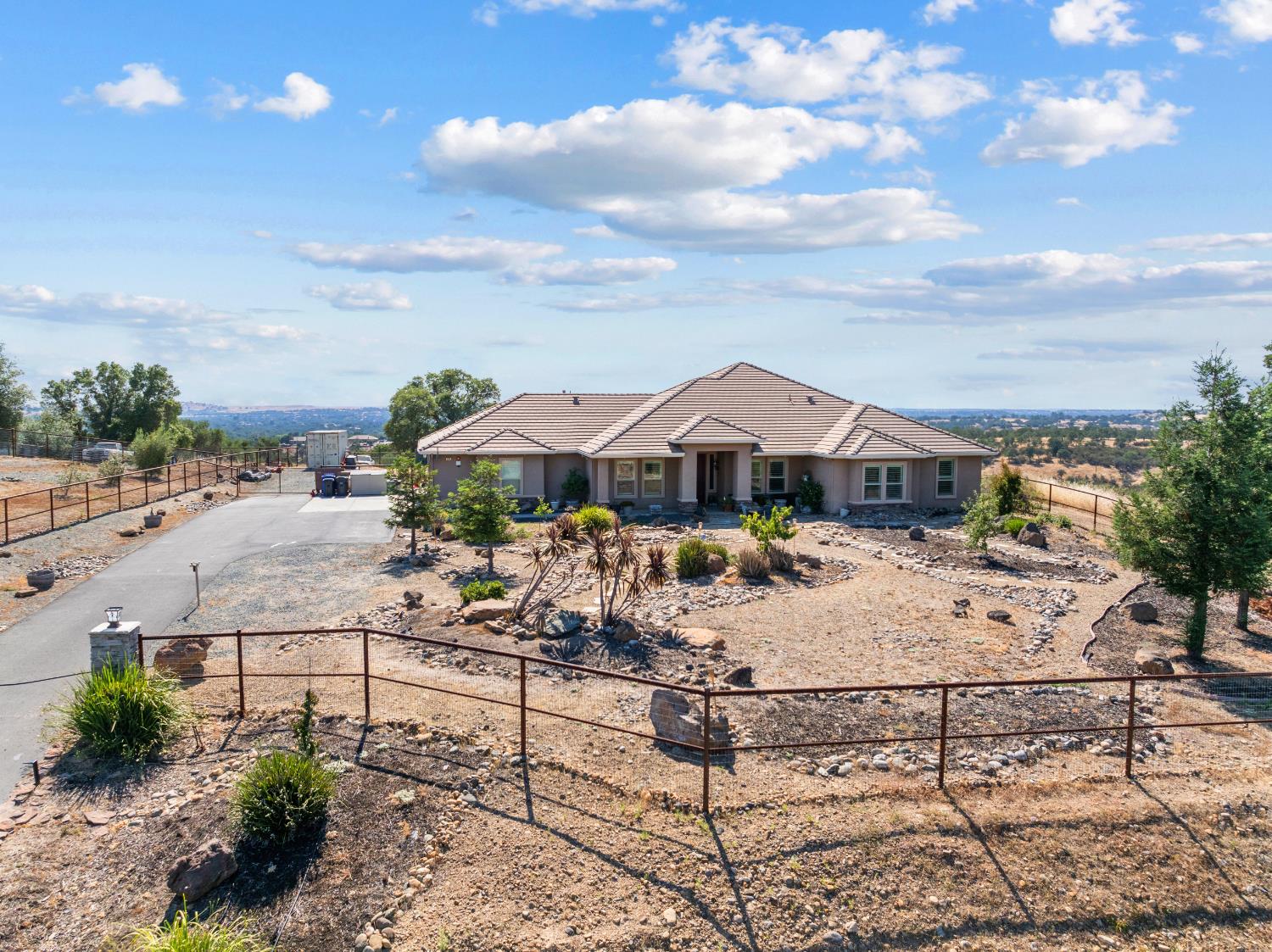 4549 Lake View Road