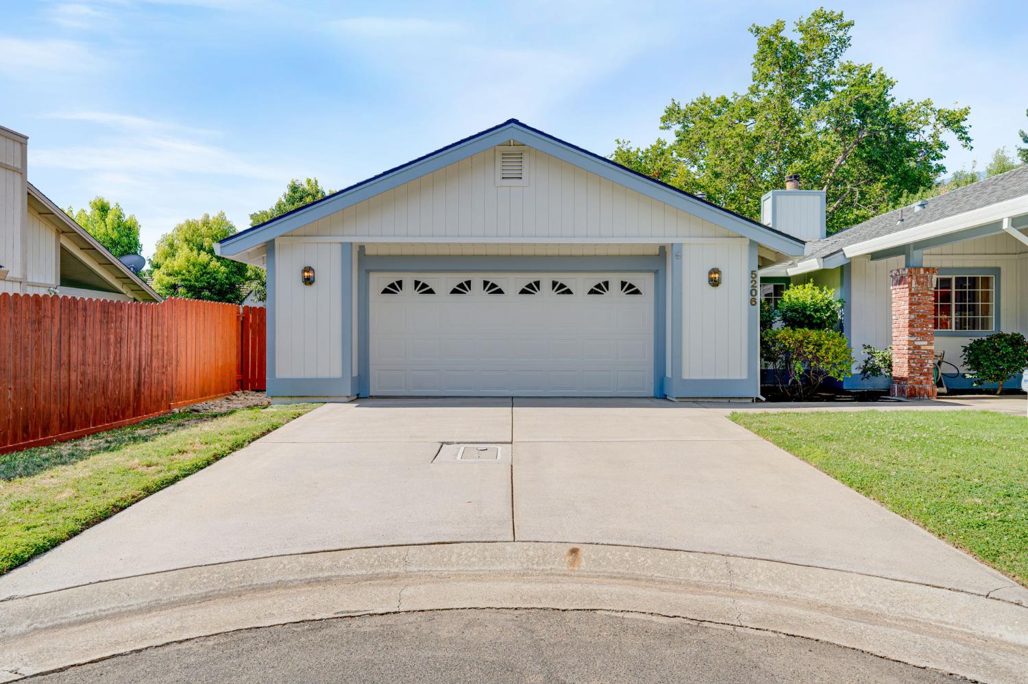 5206 Sirbuck Way