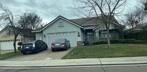 627 Live Oak Court Lodi CA 95242