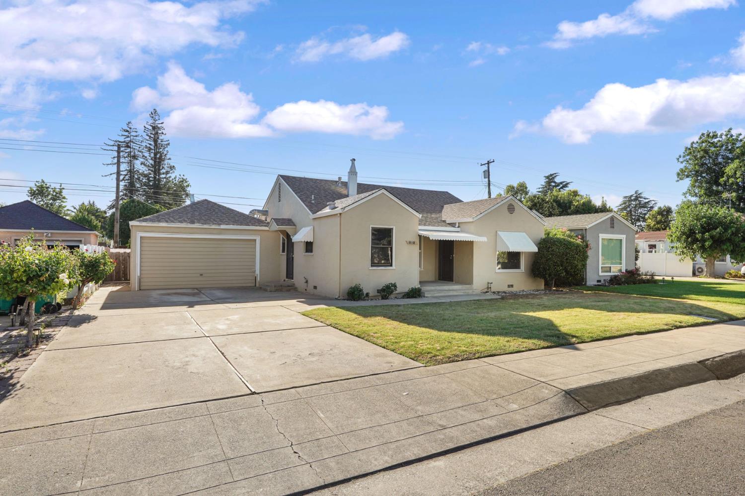 1221 S Pleasant Avenue