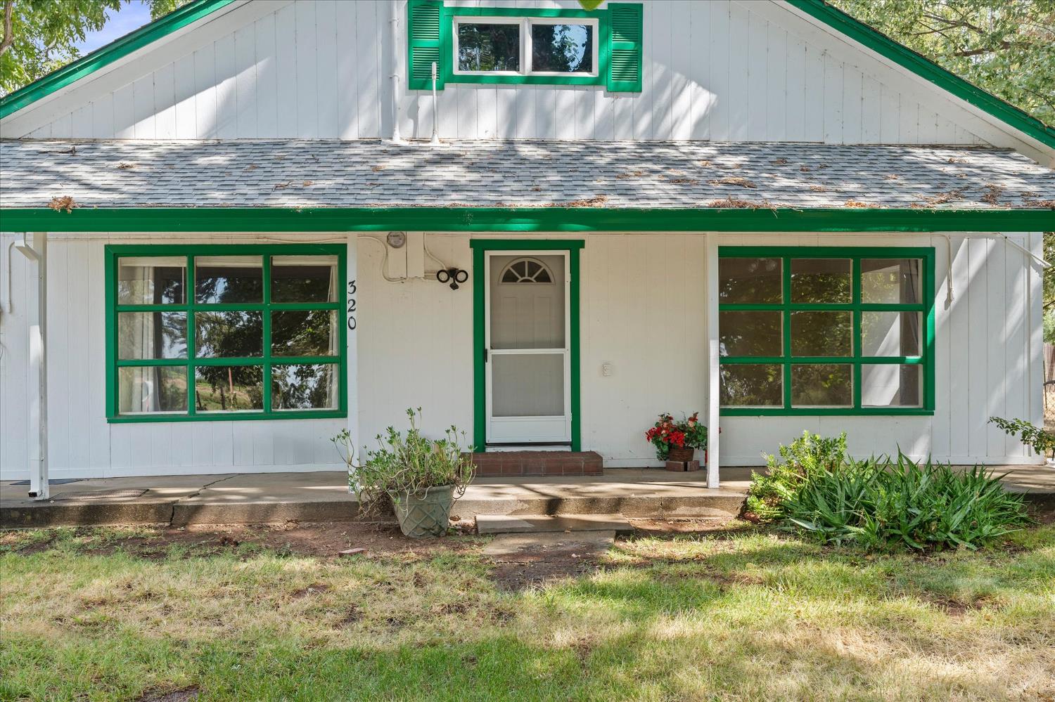 320 W Wise Road