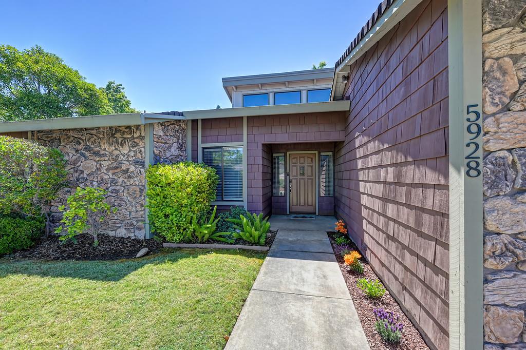 5928 Clay Basket Drive