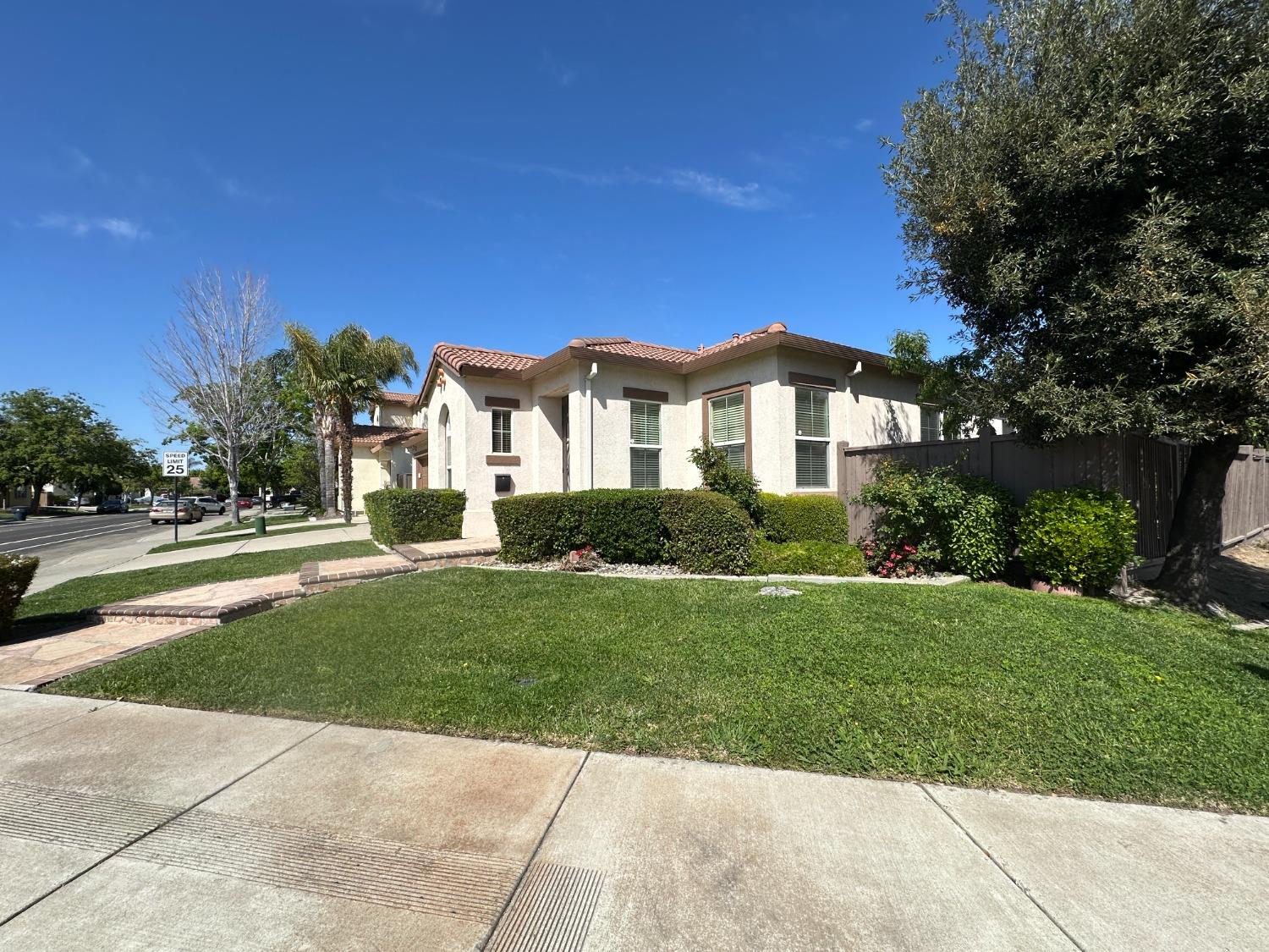 524 Presidio Place