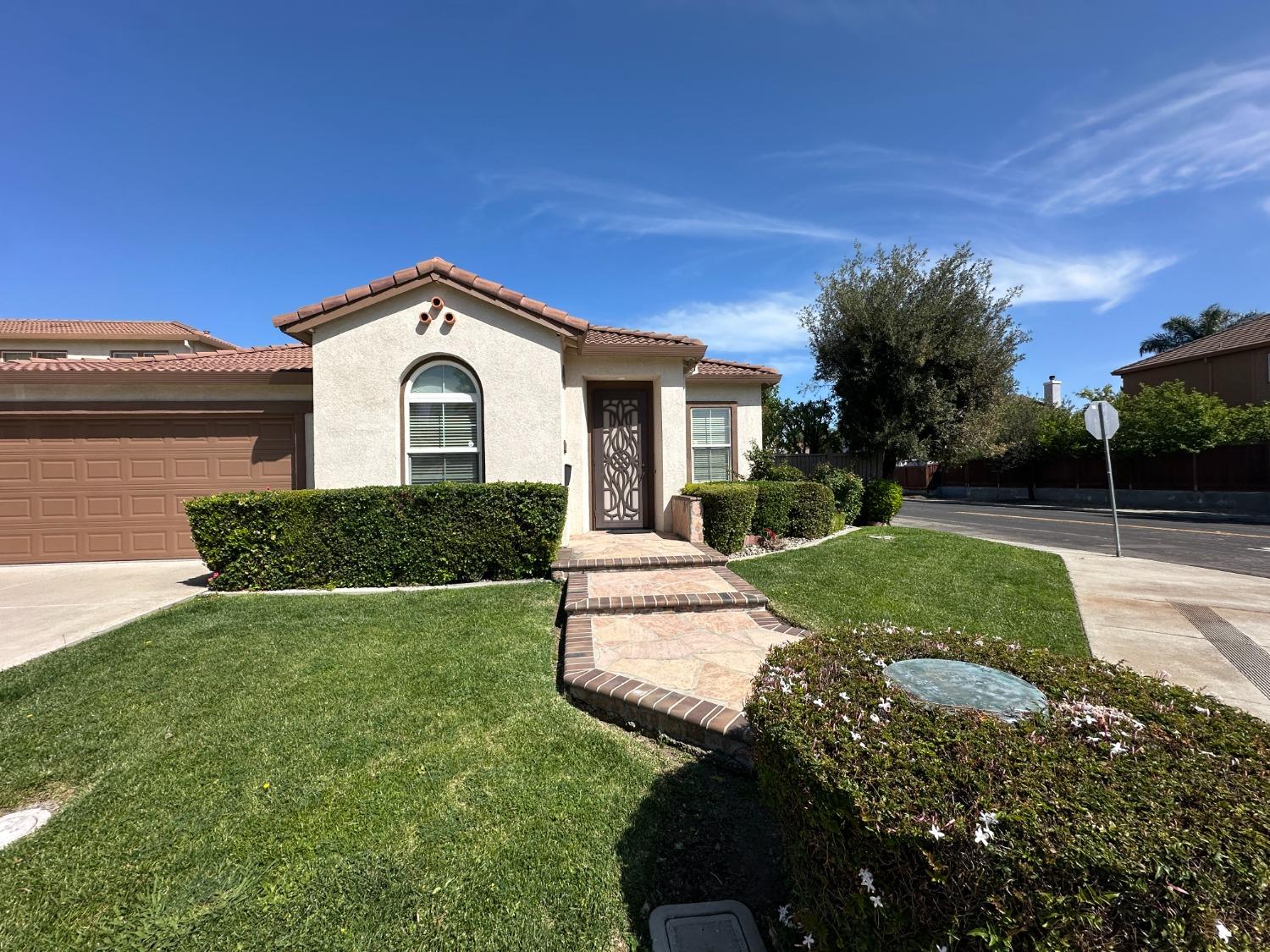 524 Presidio Place