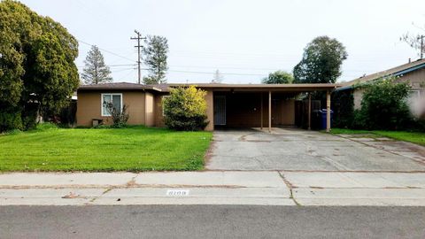 6109 Laurine Way Sacramento CA 95824