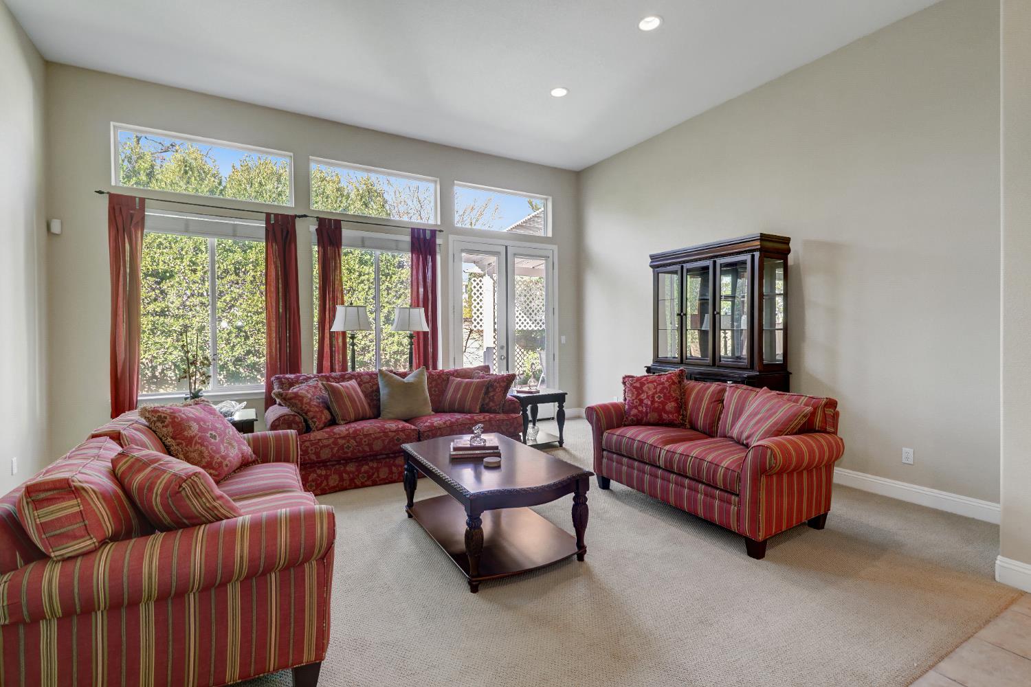 1840 Grey Owl Circle