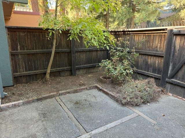 424 Alvarado Avenue
