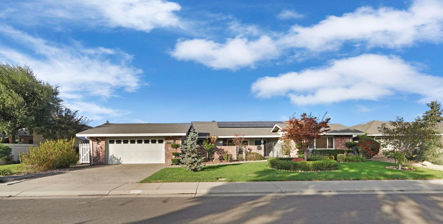 3827 Fourteen Mile Drive