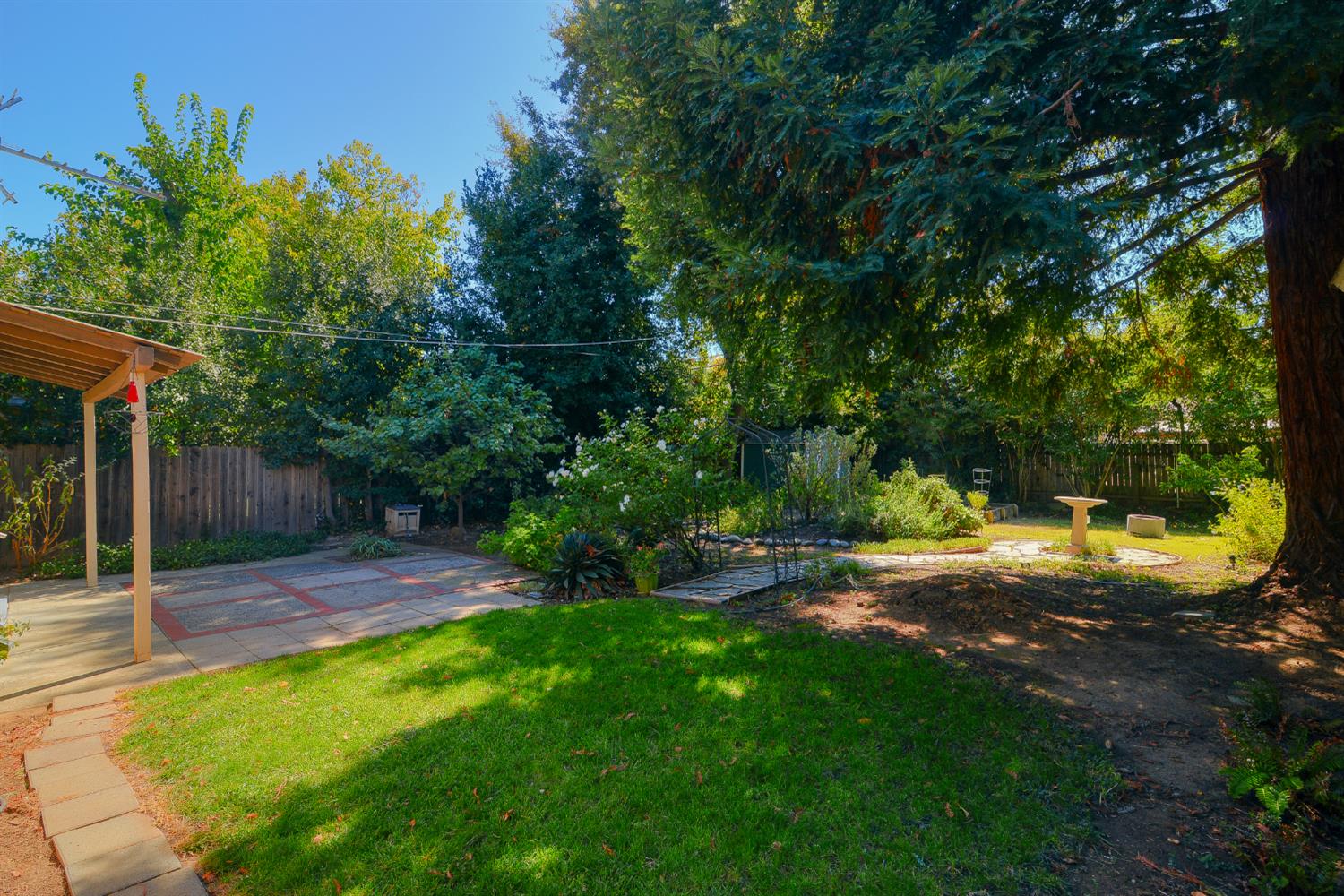 2368 Irvin Way