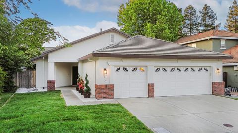 3837 Alegre Way Davis CA 95618