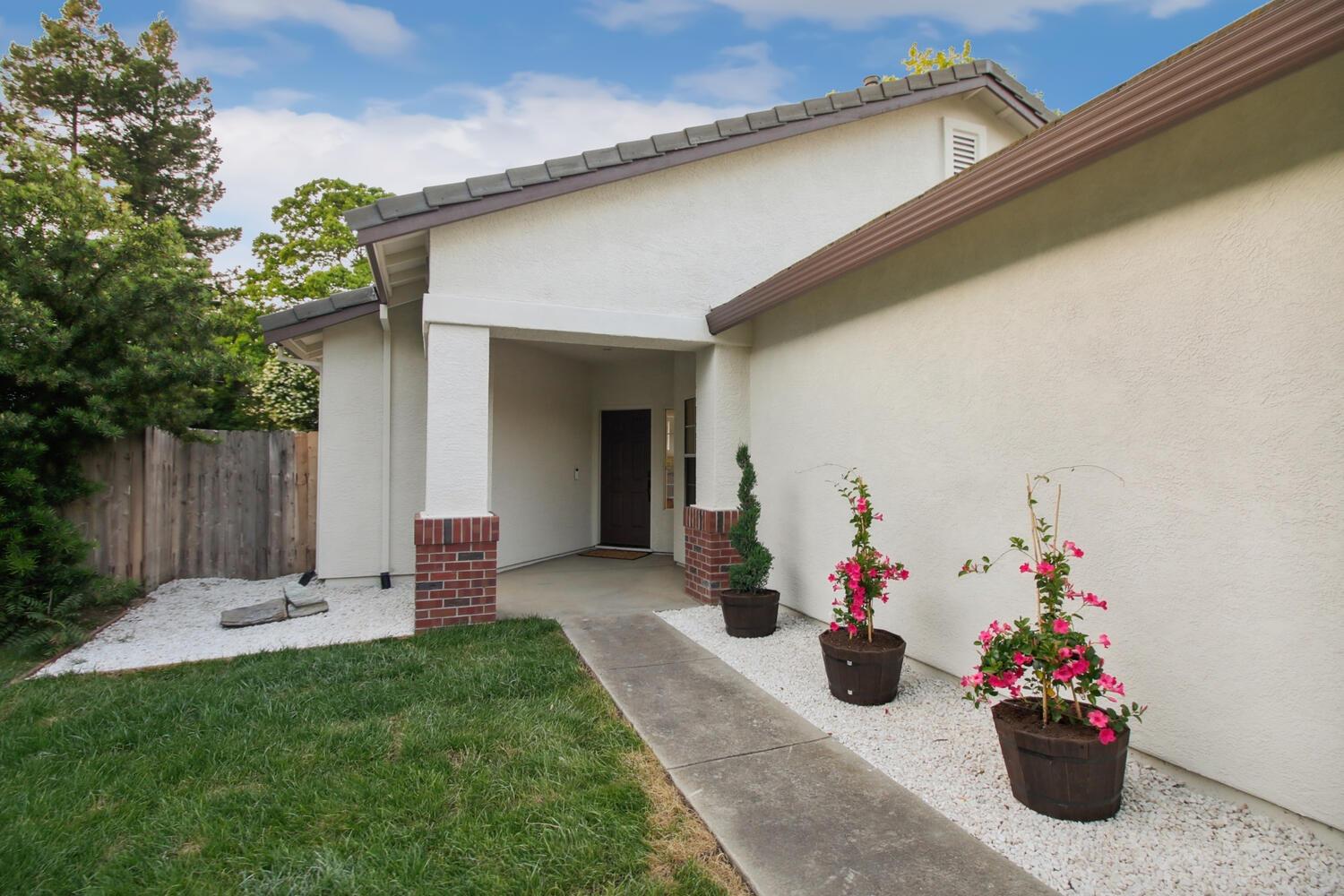 3837 Alegre Way