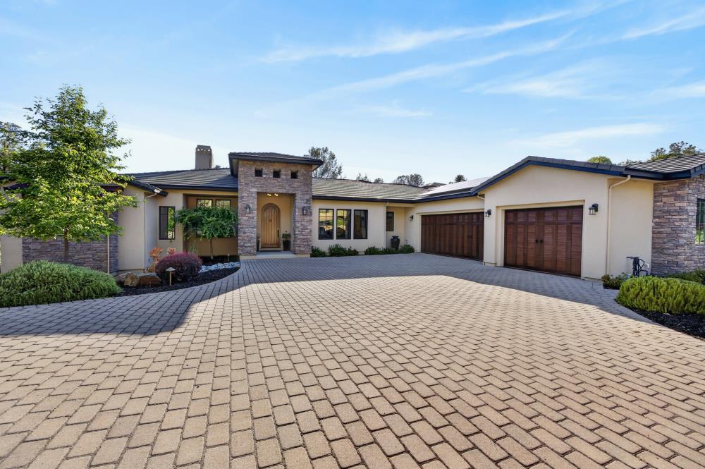 23310 Darkhorse Drive
