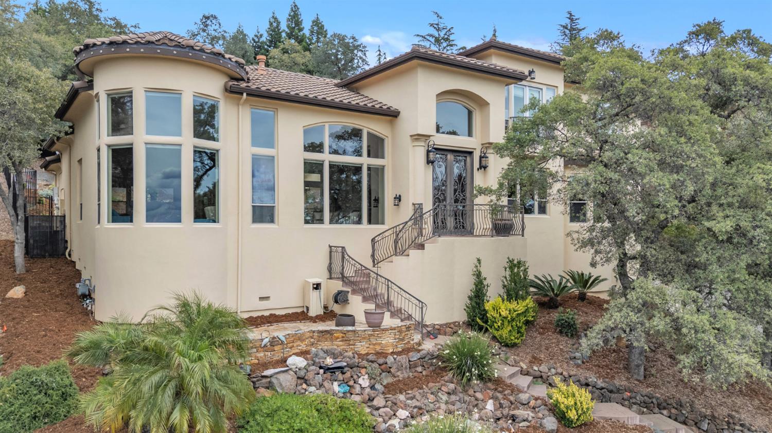 2070 Driftwood Circle