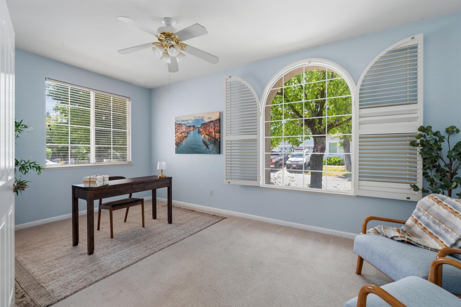 12 Grand Canyon Court