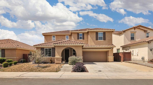 10305 TEMPO WAY, ELK GROVE, CA 95757 - Image 260b3e2ab2d227eaeaa6cfc3aa325da1/2266128697