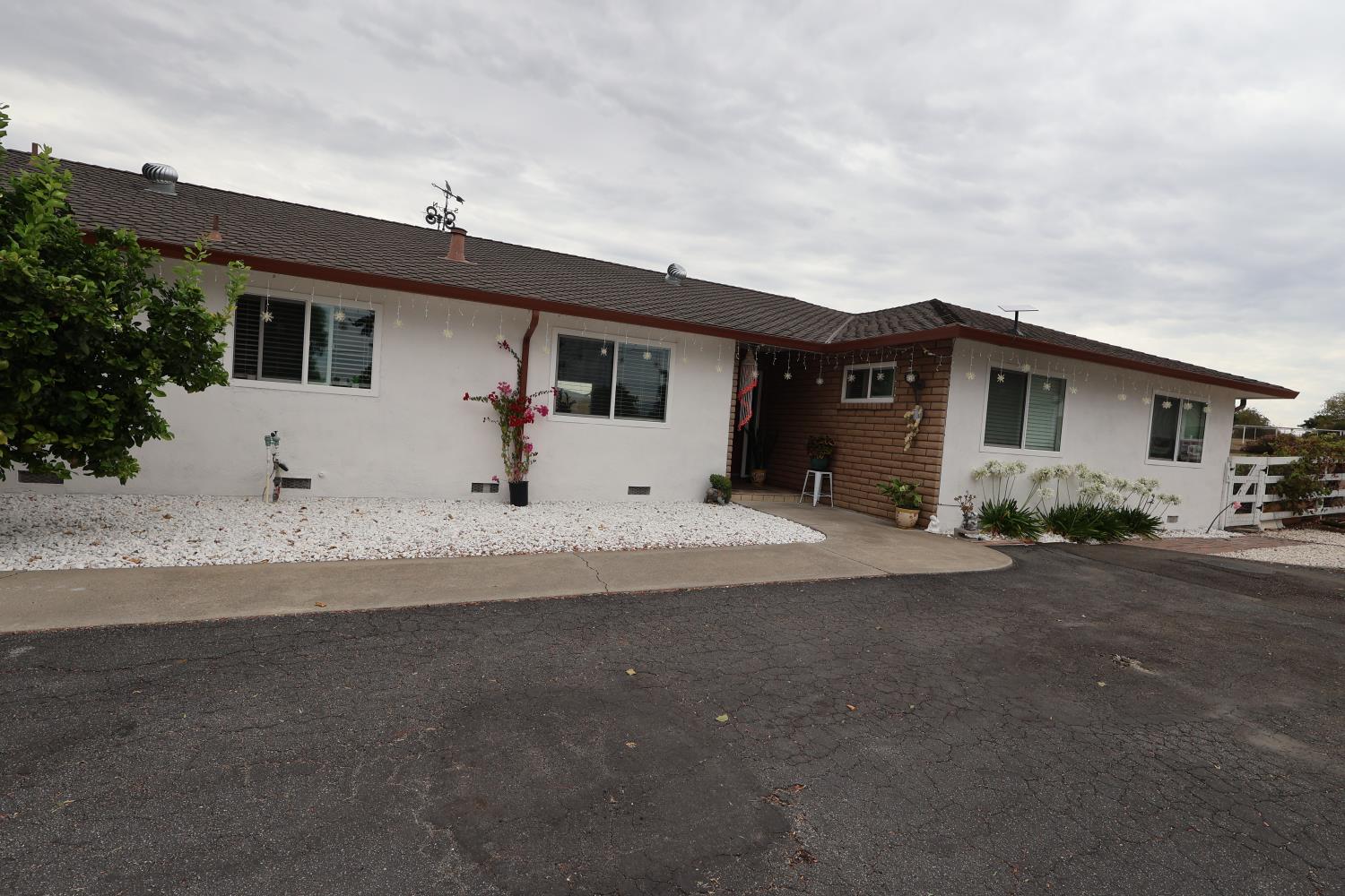 307 Mansfield Rd