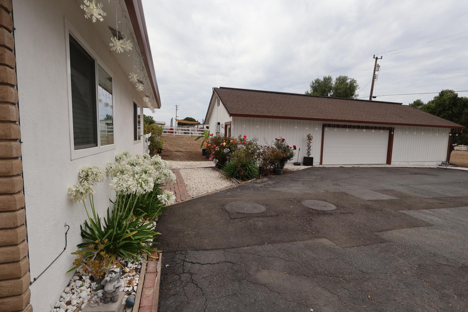 307 Mansfield Rd