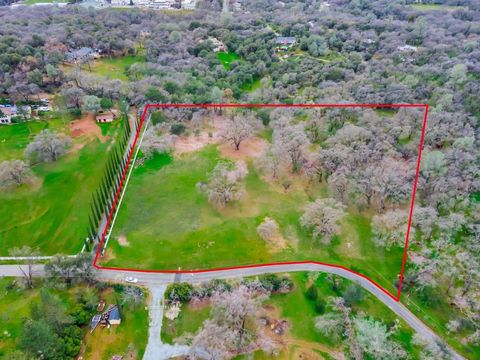 MLS: 225041971