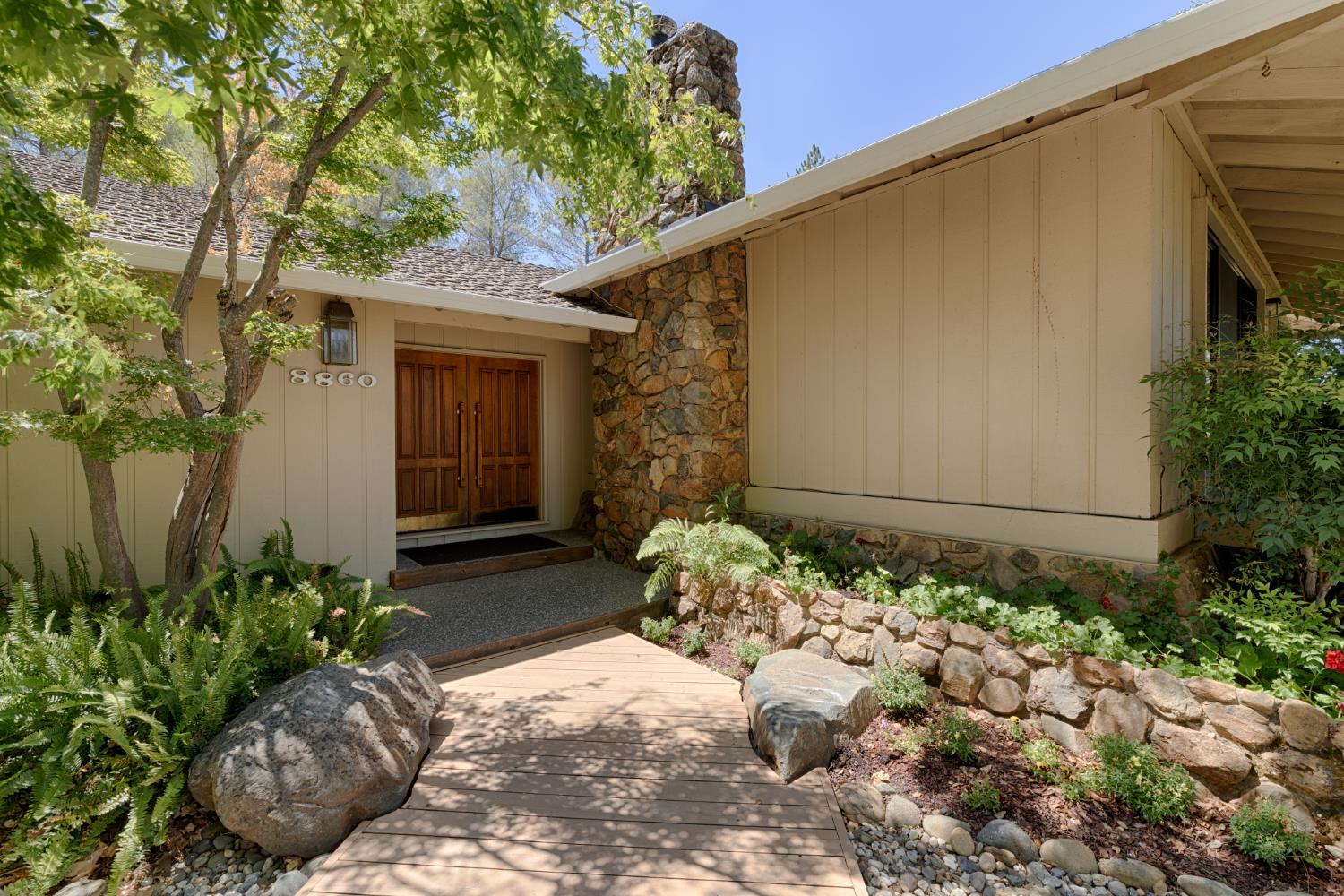 8860 Auburn Valley Road