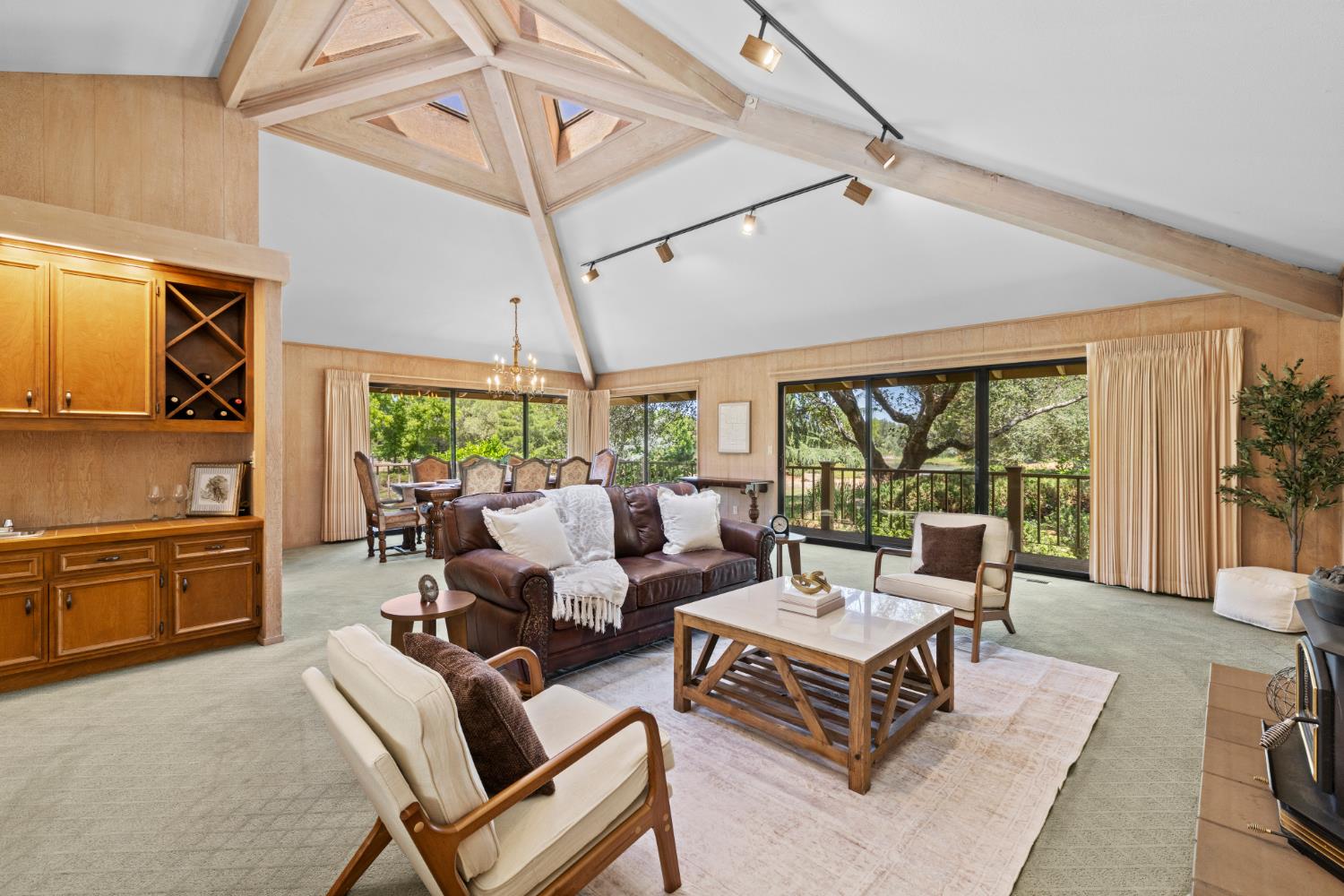 8860 Auburn Valley Road