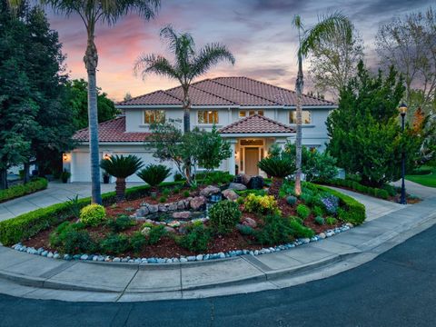 1501 Chalupa Place Davis CA 95618