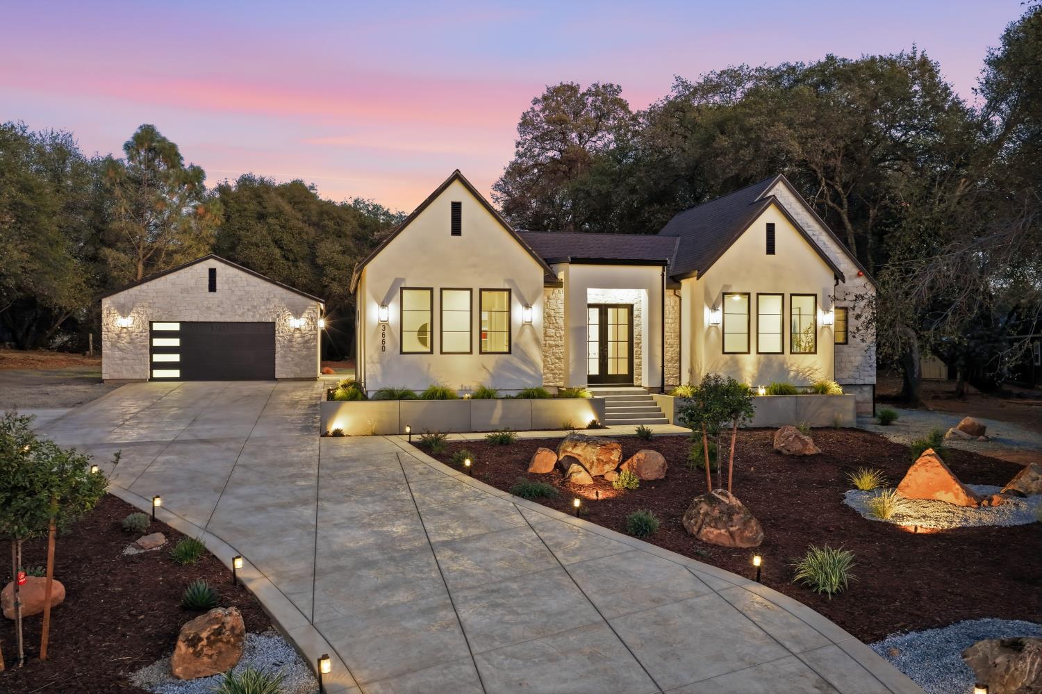 3660 Mary Ln