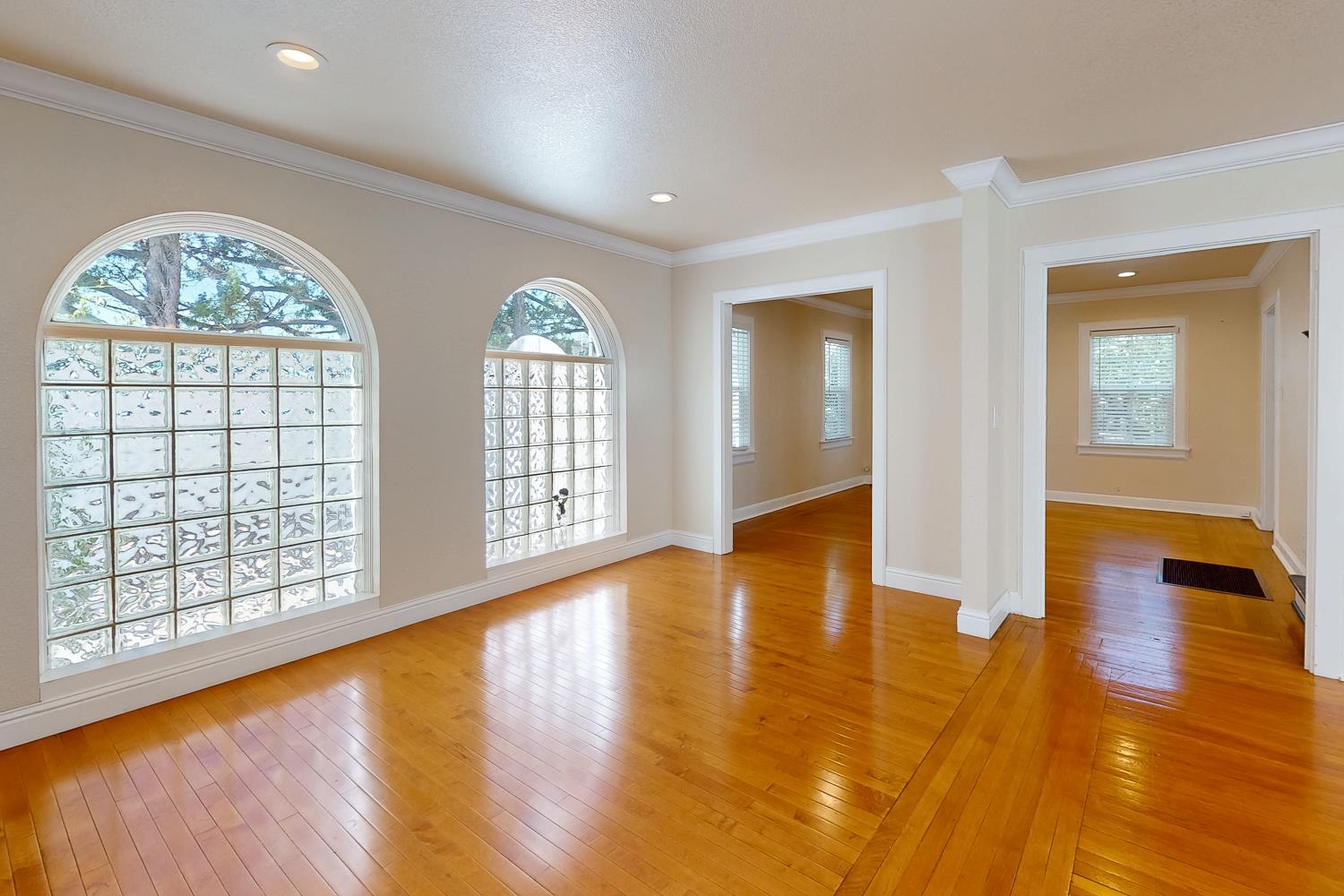 938 Live Oak Boulevard