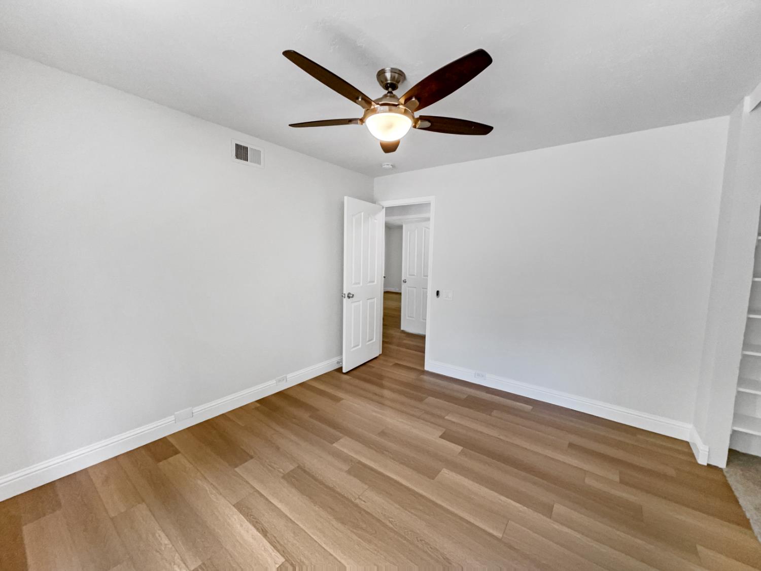 22 Adelphi Court
