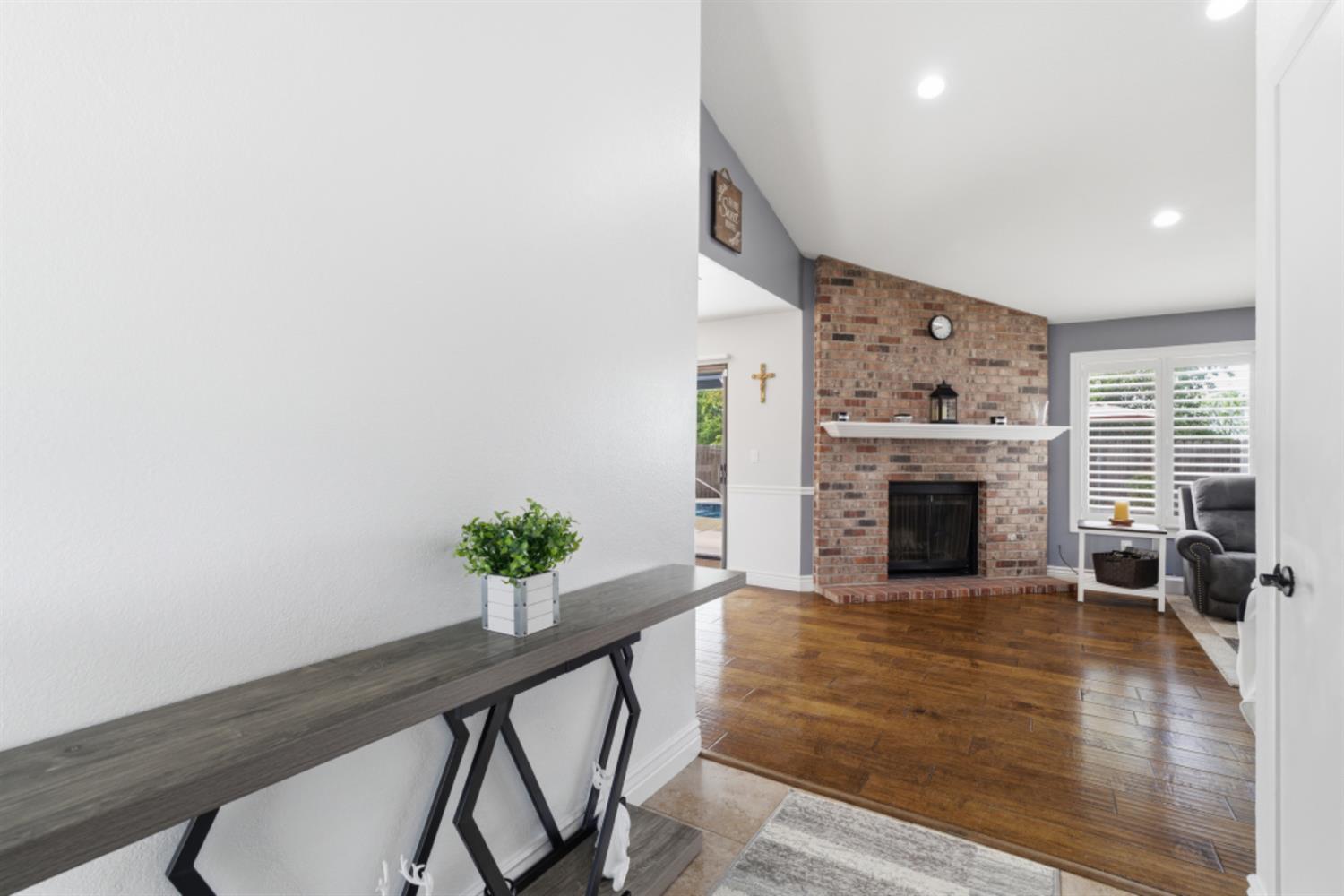 641 Lyndhurst Avenue