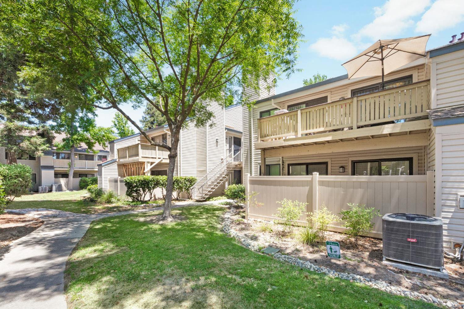 2280 Hurley Way 66