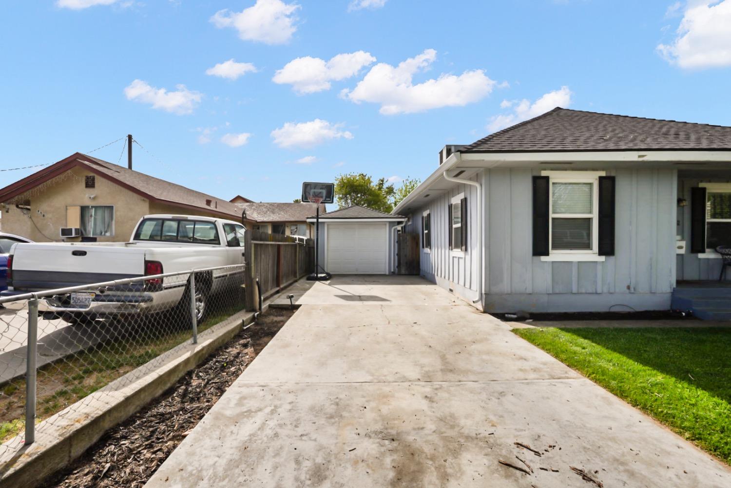 409 S Orange Street