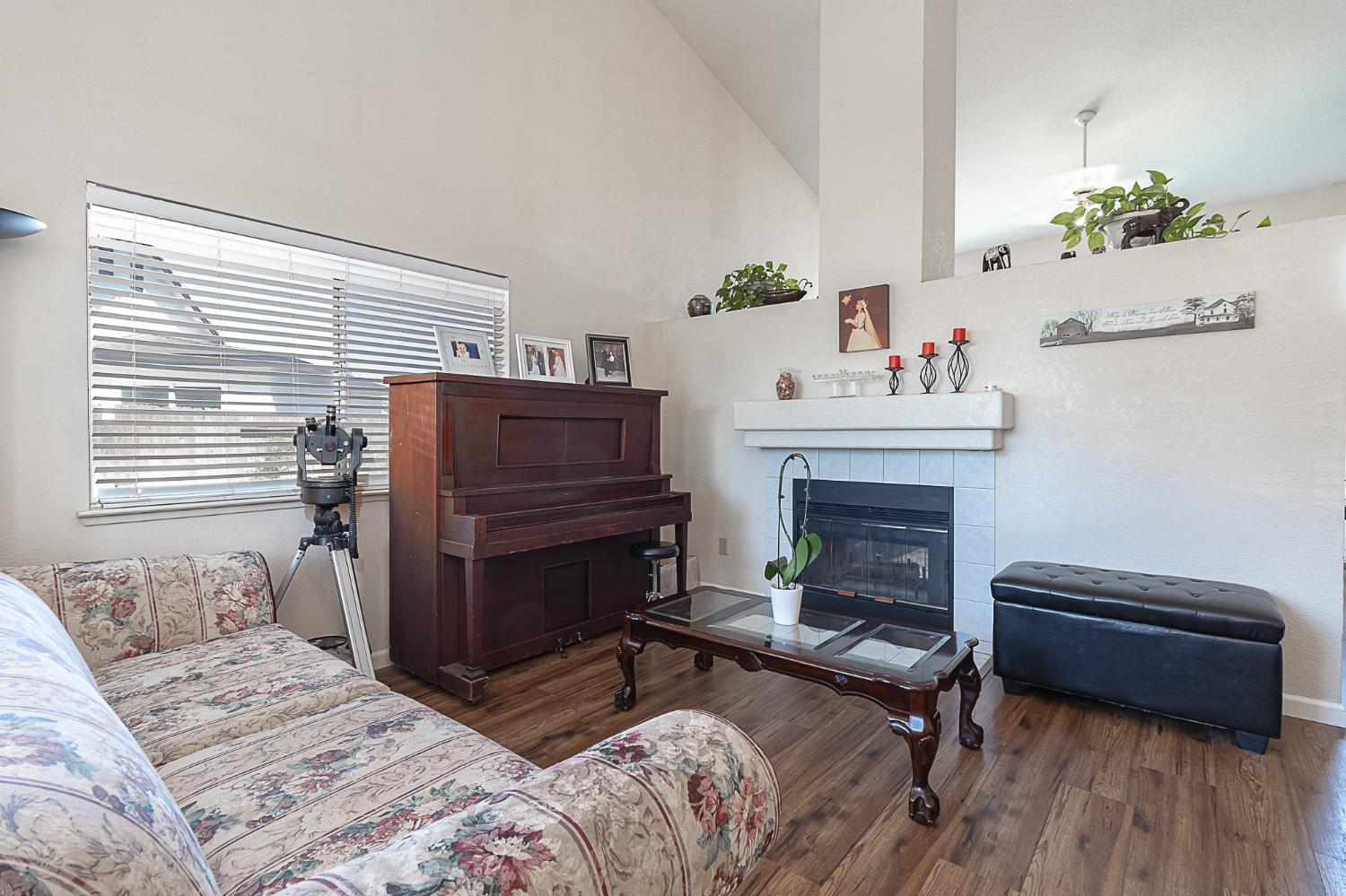 5220 Cimarron Court