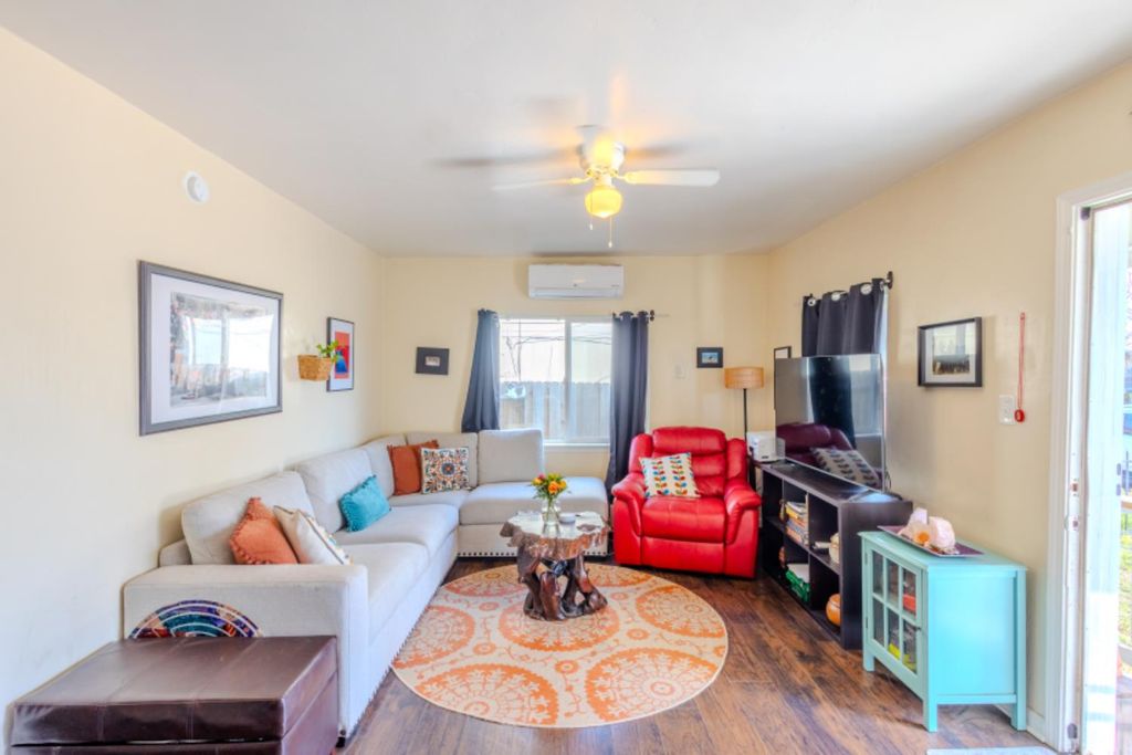 Photo of 4006 35th Street, Sacramento, CA 95820 (MLS # 226024575)