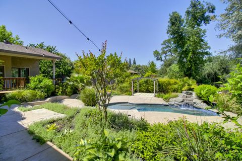 8401 Kroeger Court Fair Oaks CA 95628