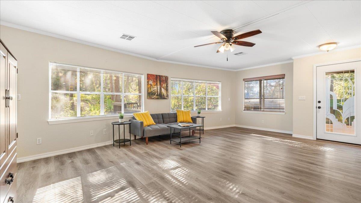 Applegate, California 95703, United States, 2 Bedrooms Bedrooms, ,2 BathroomsBathrooms,Residential,Active,253370